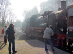 Toeristen bekijken een P8 - Ruhrdal, april 2012