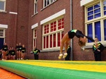 Turnvereniging ‘Die Haghe’ toont fraaie staaltjes gymnastisch vakmanschap.