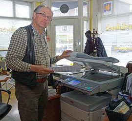 In mijn kantoor ben ik van alle markten thuis als het om de media gaat: zo kun je hier ook scannen en kopiëren tot aan A3-formaat.